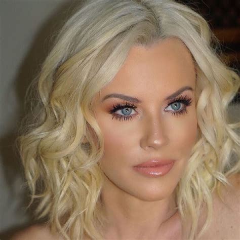 jenny mccarthy makeup